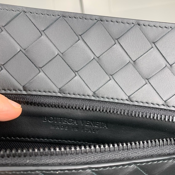 Bottega Veneta Intrecciato Leather Black Document CaseCondition: Brand new, neve - Picture 8 of 16